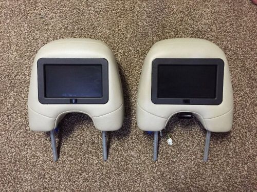 Volvo xc90 headrest monitors