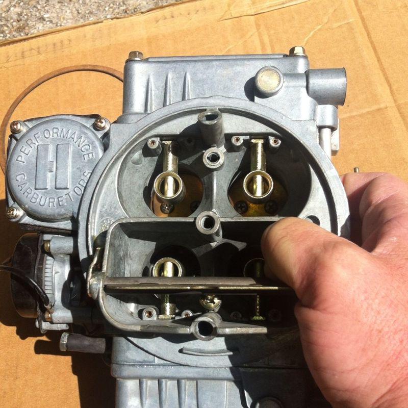 Buy Holley 80457S Carburetor 600cfm Like New in Ocean Springs