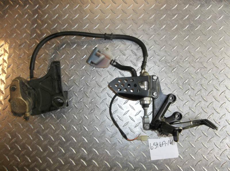 04 05 gsxr 600 750 right driver drivers rearset brake lever master caliper