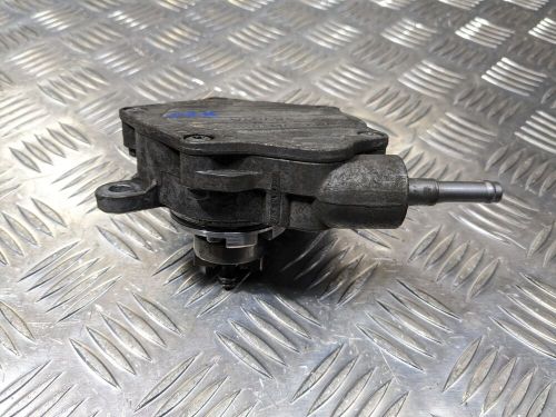 Toyota rav4 vacuum pump 2.2 d-4d  / 2adftv mk3 xa30 2009