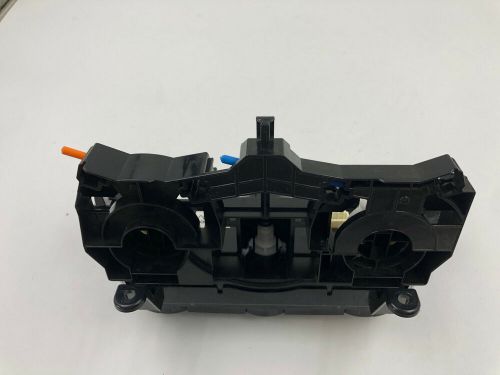 2017-2020 toyota yaris ac heater climate control oem b07007