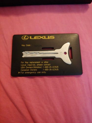 Lexus flat key replacement key code 04424 emer use only wallet size