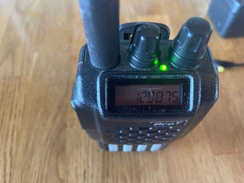 Vertex standard vxa-150 transceiver with manual &amp; charger