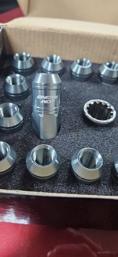 Jdm racing m12x1.25 open end aluminim racing lugnuts w/ locks - gun metal gray