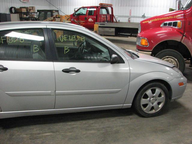 2002 ford focus rear or back door right