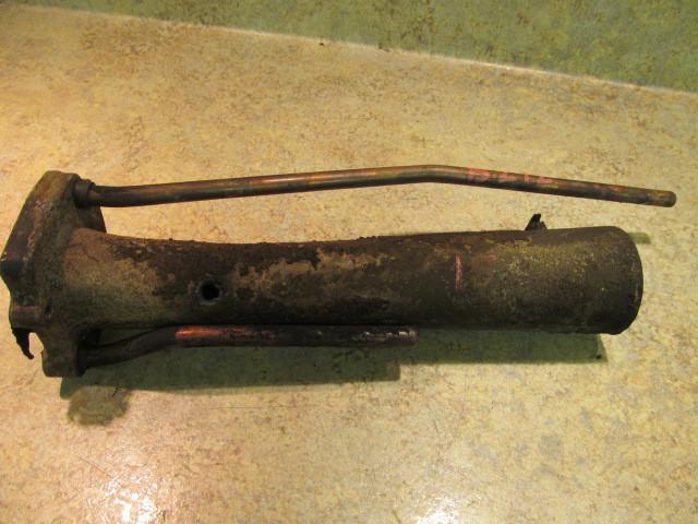 Johnson evinrude inner exhaust tube assy 9.9 15 hp 1985-2007 330440 **15272** 