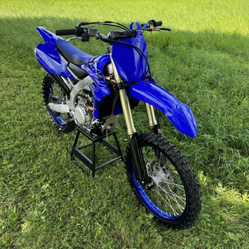 2022 yamaha yz450f excellent condition like new running bike yz 450f dirt bike