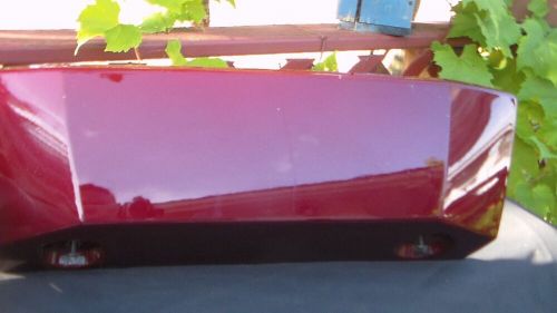 2015-2020 cadillac escalade trailer hitch cover (factory)crystal red passion red