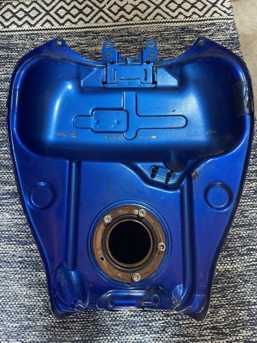 06 07 2006 2007 suzuki gsxr 600 750 gas tank fuel cell