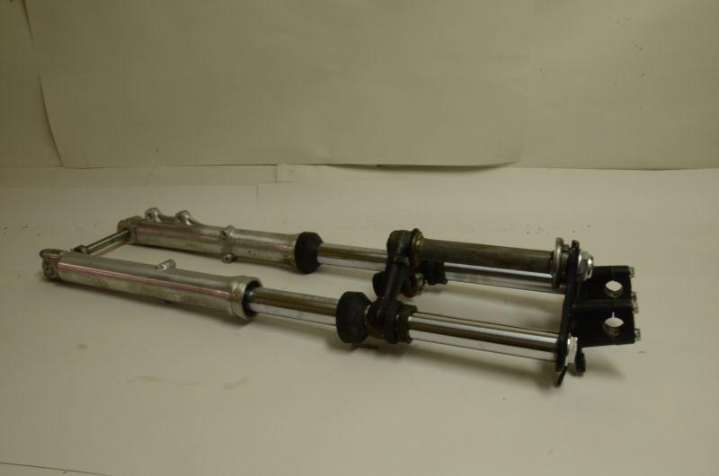 Honda cb400t forks triple tree front axle 1978