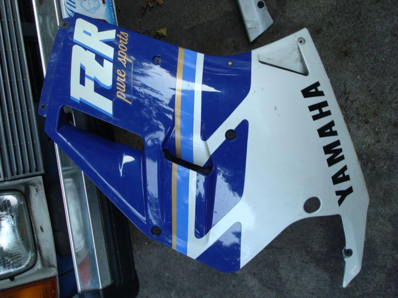 1988 fzr 1000 left side fairing.......