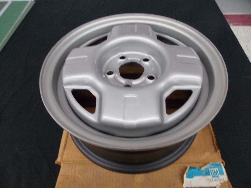 1987 1988 1989 1990 1991 chev beretta corsica wheel nos 14091964 10083554 no res