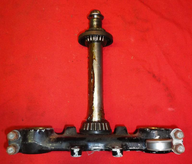 Yamaha - 1977  it175 -lower bridge / steering shaft - fits many models - rare!