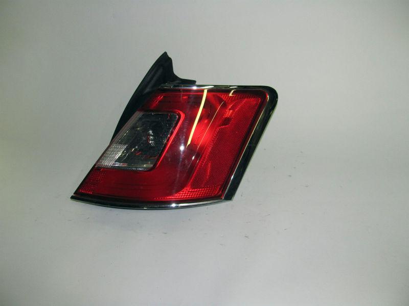 2010 2011 ford taurus oem right tail light nice!