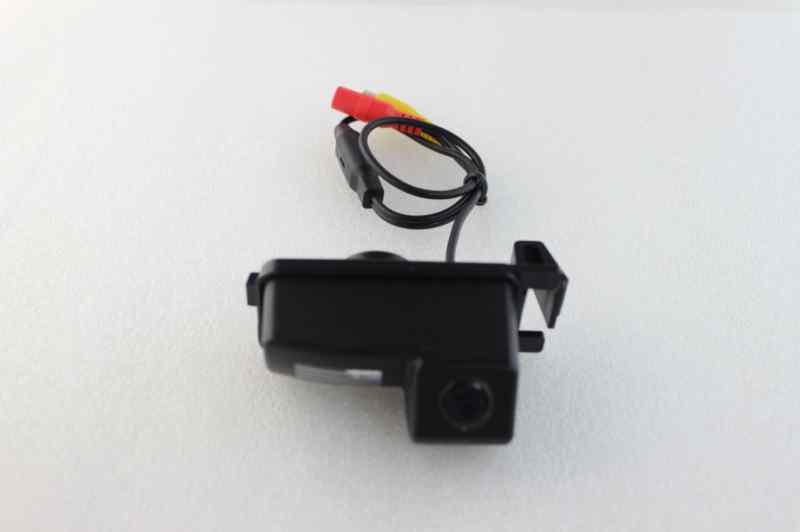 Cmos rear view reverse camera fit for 2006-2011 nissan-versa-5d cayenne car