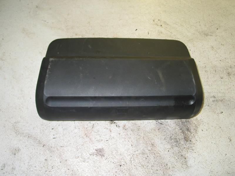 03 04 land rover discovery right  air bag discovery passenger side dash 30011