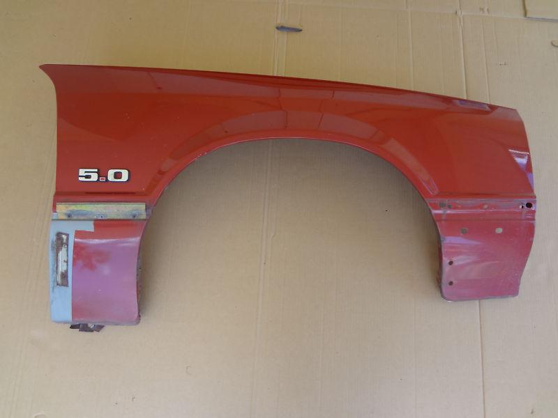 1990 mustang gt passenger fender # l242