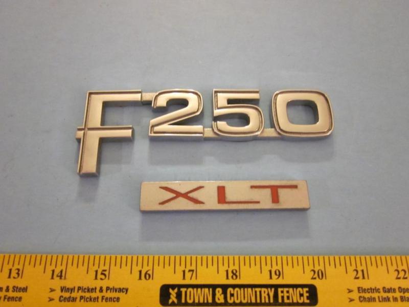 Ford f 250 xlt pickup 4x4 chrome body emblem