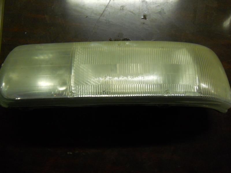 99 00 01 02 silverado 1500 r. headlight 23902