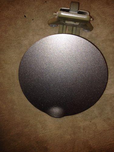 04 explorer fuel filler door lid gas cover cap oem 11w324