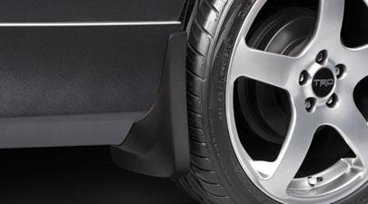 2013 toyota corolla mudguards