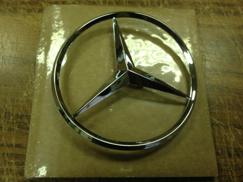 1996 to 2002 mercedes e320/e420/e430/e55 sedan chrome trunk emblem - factory oem