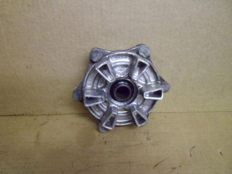 01-03 honda cbr954 rear sprocket hub d7