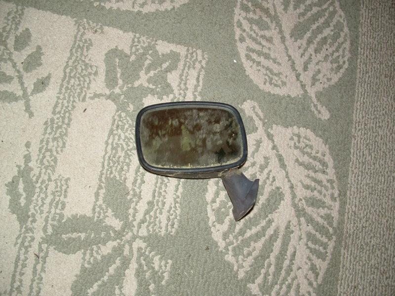 Drivers side mirror for 1981 toyota pickup 