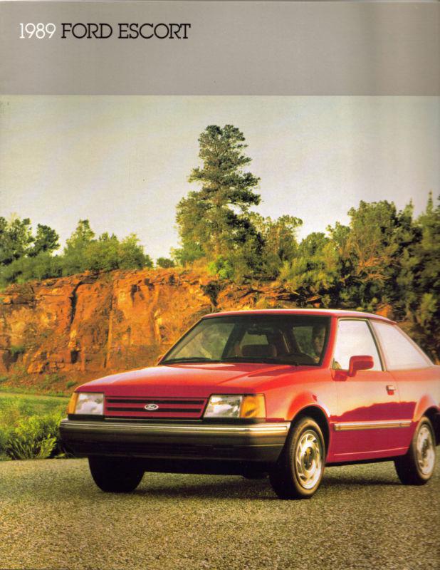 1989 ford escort sales brochure folder original excellent condition 003-ann b05