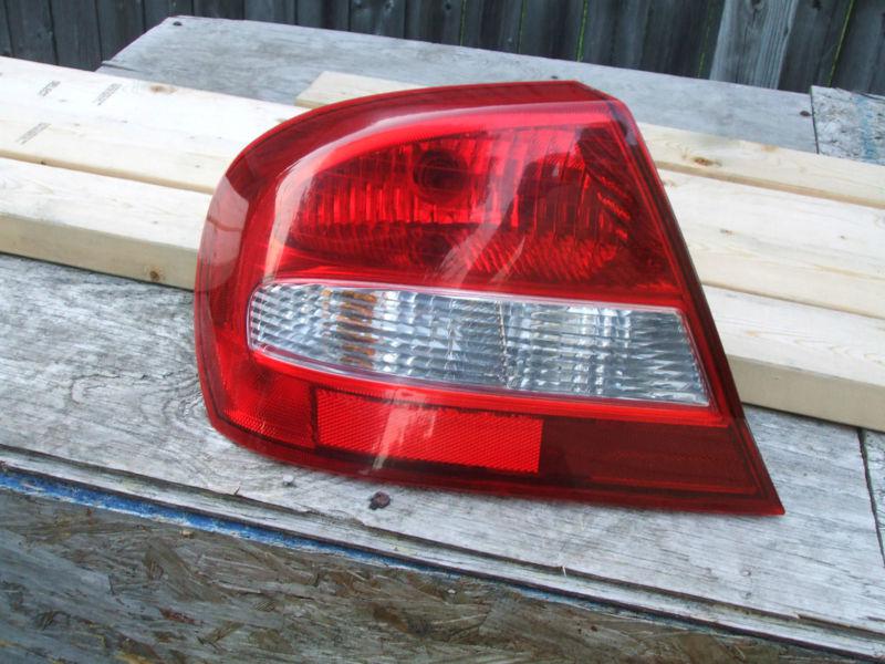 03-05 sebring 2 door driver side tail light lamp coupe left oem complete nice 