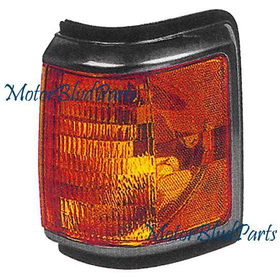 87-91 bronco corner side marker light lamp driver left