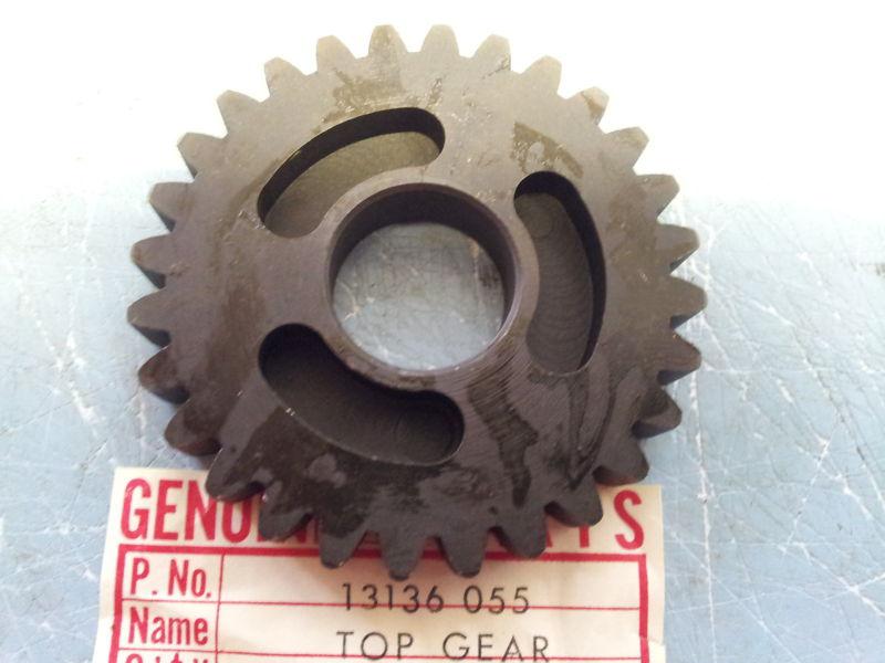 Kawasaki kt250 a 1975-1976 top drive gear 13136-055 nos