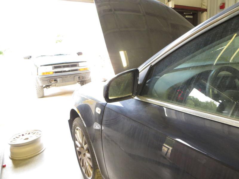 Driver side (left) door mirror for a 2007 audi a6