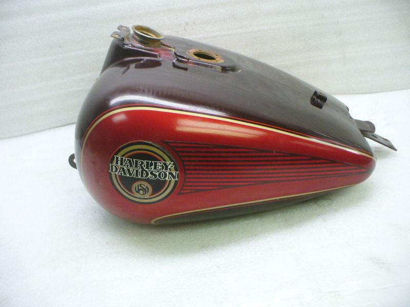 Harley late 90's flhtc/fltr carbed gas tank.