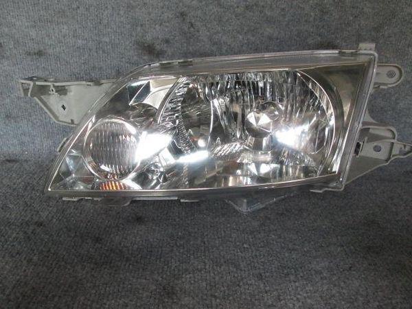 Mazda premacy 2004 left head light assembly [2310900]