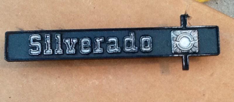 Chevy silverado emblem small