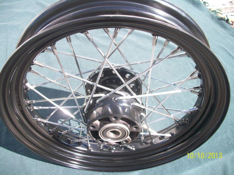 Black and chrome harley 16"  front wheel 2000-2006 softails