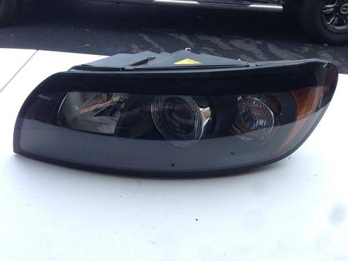 08-12 volvo c30 left halogen oem