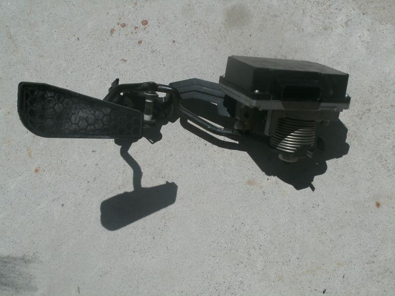 2000 camaro acceleration gas pedal assembly w/ throttle control module