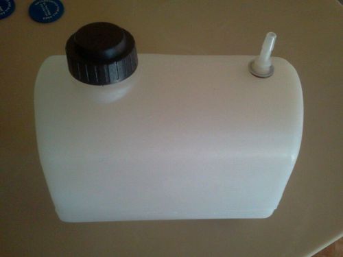 2 quart (qt.) plastic fuel / gas tank for go kart racing, barstool, cart, new