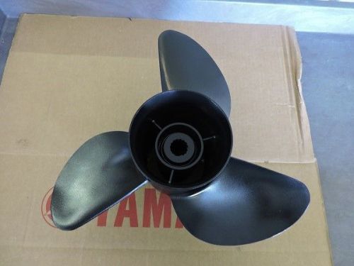 Used yamaha 13 3/4 x 17 e black stainless steel 15 spline prop propeller