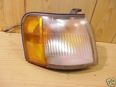 Toyota tercel 91-94 1991-1994 corner light passenger rh right non oe