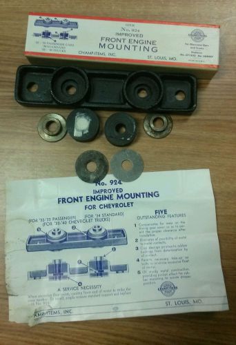 Chevrolet cars &amp; trucks 1932 - 1940, motor mount kit, improved, nice nors !