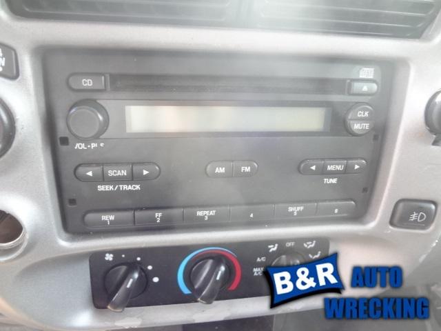 Radio/stereo for 04 05 ford ranger ~ am-fm-cd single disc id 4l5t-18c869-ae