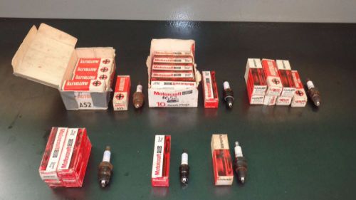 New nos oem ford motorcraft autolite spark plug lot of (28) plugs a52 ag42 ag52