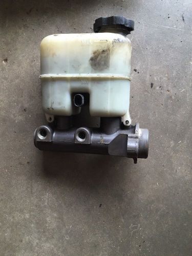 Brake master cylinder 2000 silverado sierra truck/pickup 1500