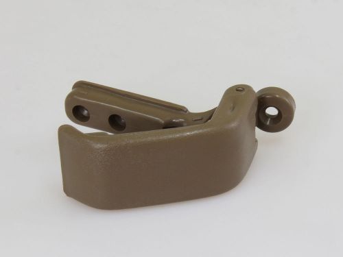 85-06 ford courier mazda bravo b2000 b2200 b2600 quarter glass lock latch beige