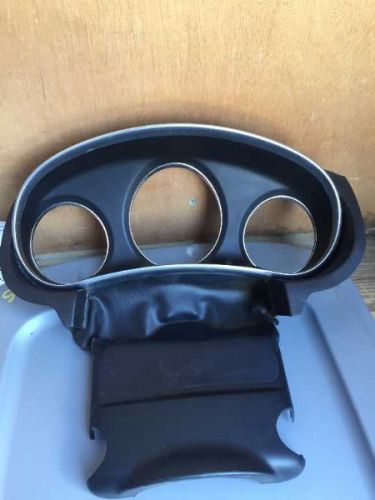 200       2012 dash bezel 985343