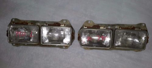 Datsun/nissan 720 headlights pair (lh+rh)