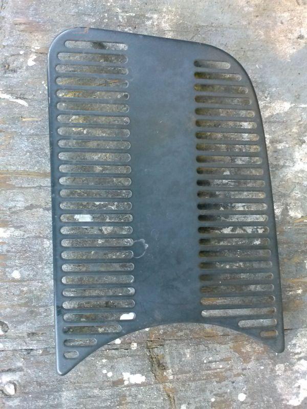 68-77 vw bug dash board speaker grill